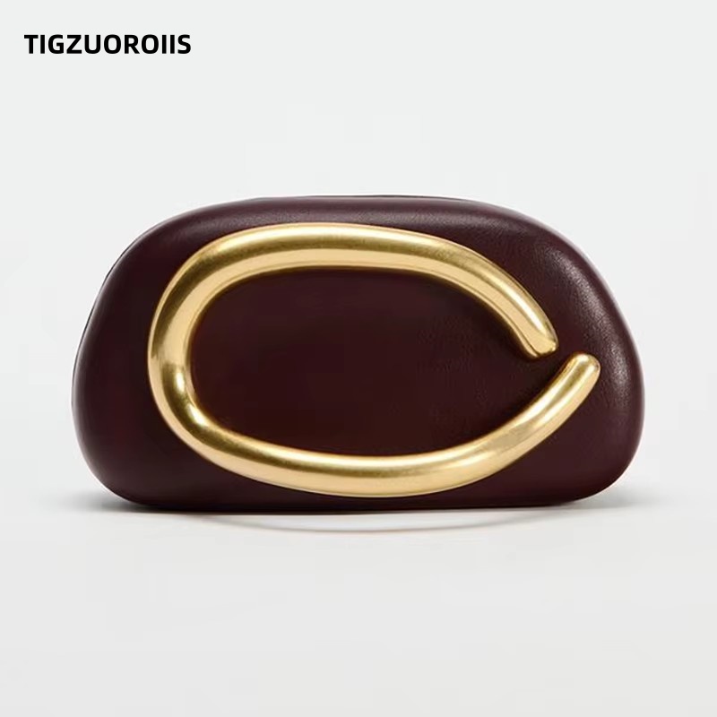 Gold Metal Closure Box Clutch  – Wedding Vendor recenzja i cena